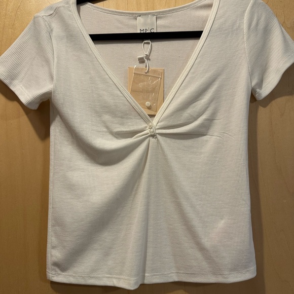 Princess Polly Tops - Princess Polly White Twist Front Short Sleeve Tee